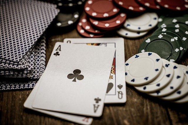 gambling-g312ad3ef2_640 ThorstenF via Pixabay