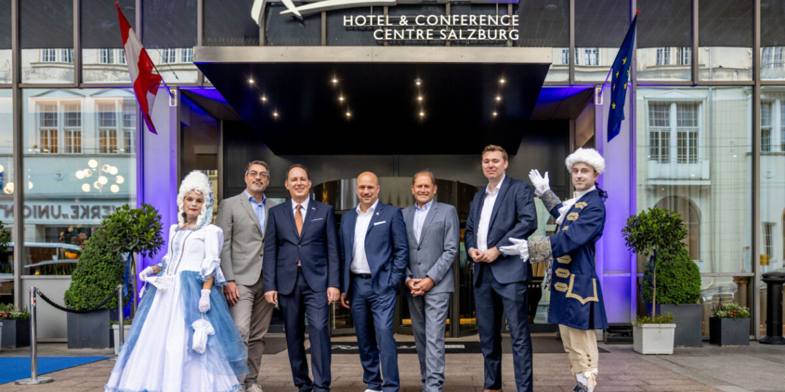 Joep Peeters, Radisson, Rolan Mittermair, Hoteldirektor, GHC Hotel Group, Sascha Hampe, Jörg , GCH, Schiffmann, GCH, Max Gross, Radisson, Radisson Blue, Salzburg, Rebranding Party, 20260521, (c) wildbild